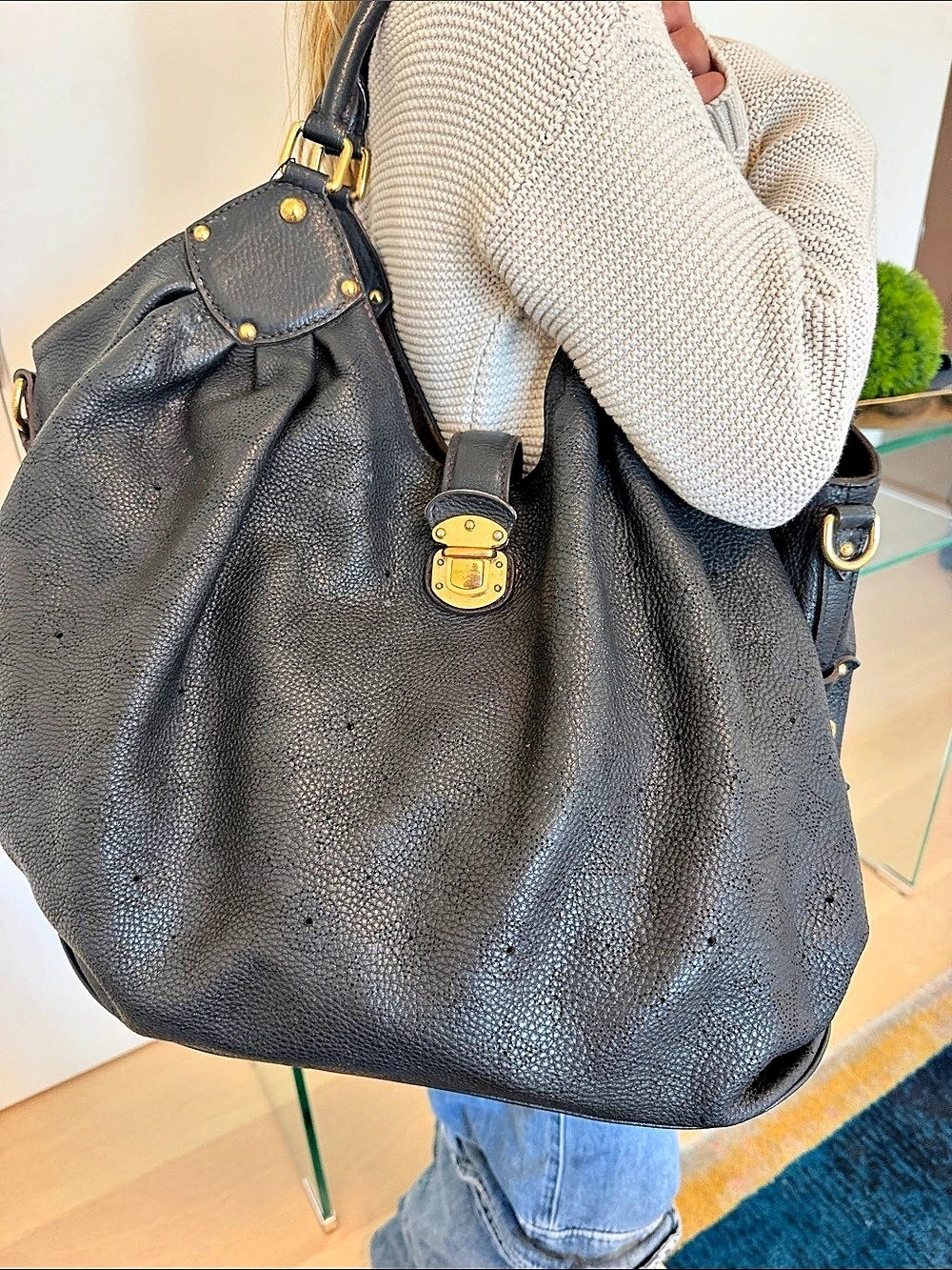 Louis Vuitton Mahina XL Black Jobo Bag
